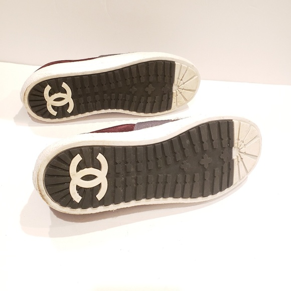 CHANEL CC Slip-On Sneakers Size: 8.5 | IT 38.5 - Picture 6 of 6
